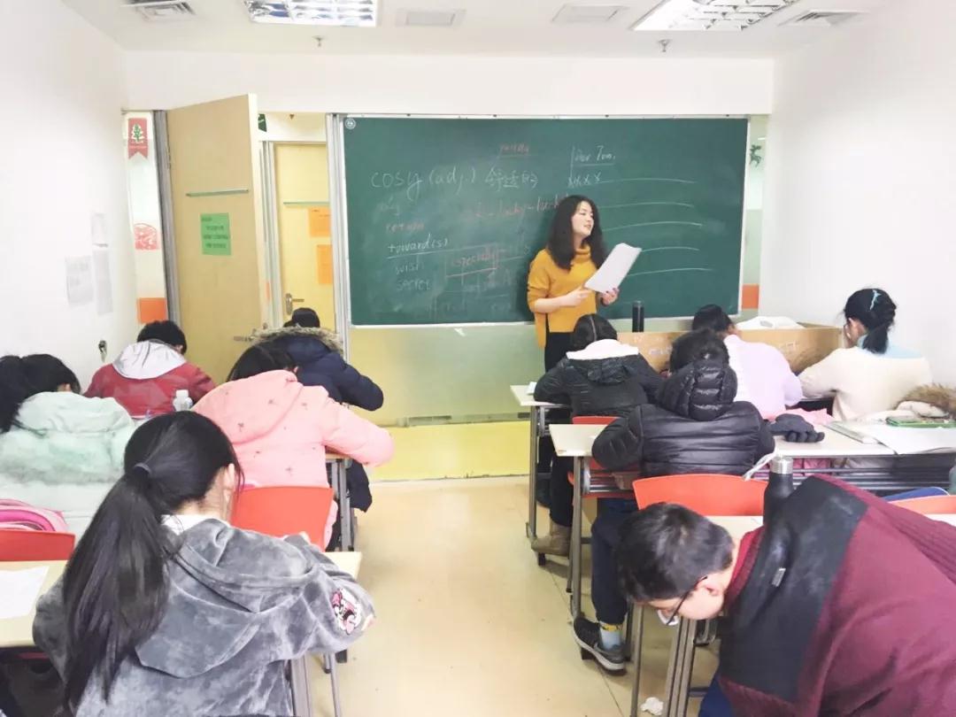 20小时课程仅售99元！思源周年庆暑假精品班预购
